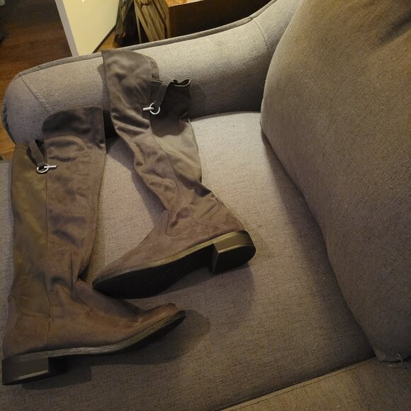 Suede over the knee boots (size 10) A Gray pair & a tan pair. - Picture 2 of 2